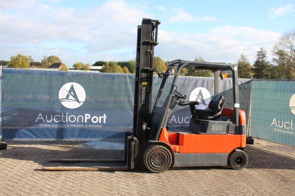 Heftruck Toyota 7FBMF30 Elektrisch 3000kg 4.3m 2006
