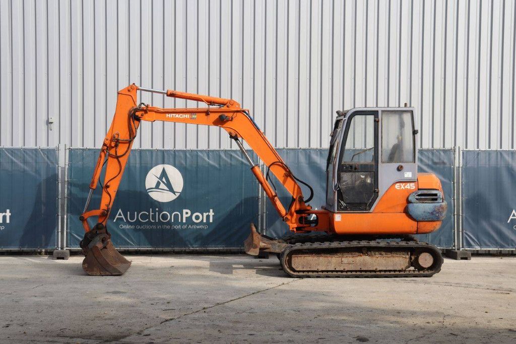 Raupenbagger Hitachi EX45.2 Diesel 26,5 kW 1999