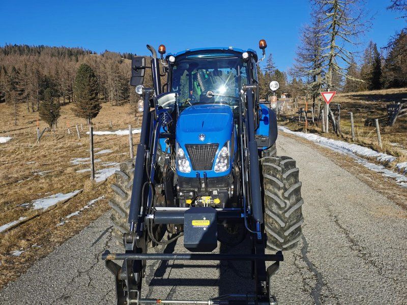 New Holland T 5.85