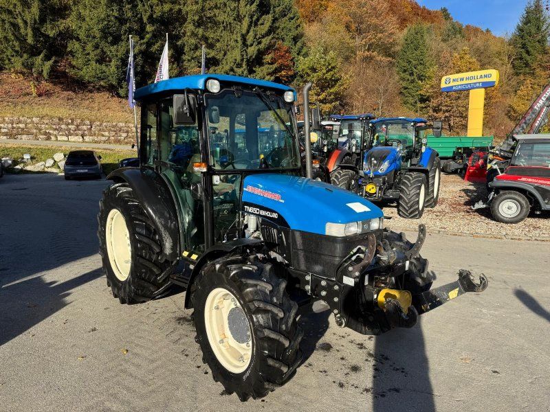New Holland TN65DA