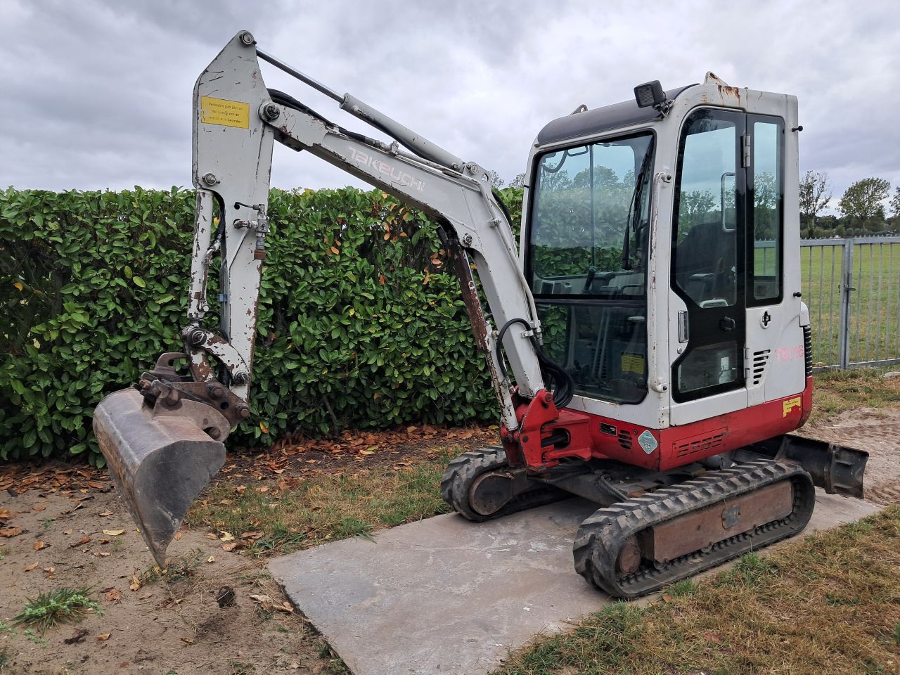 Minigraver Takeuchi TB016 / Graafmachine / Minikraan