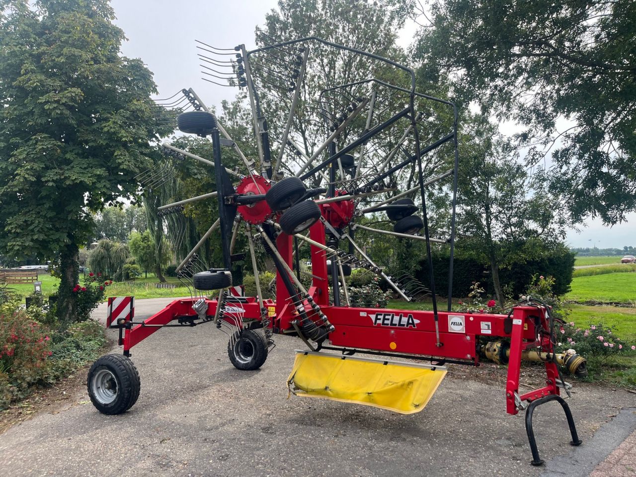 Fella TS 880, dubbele hark