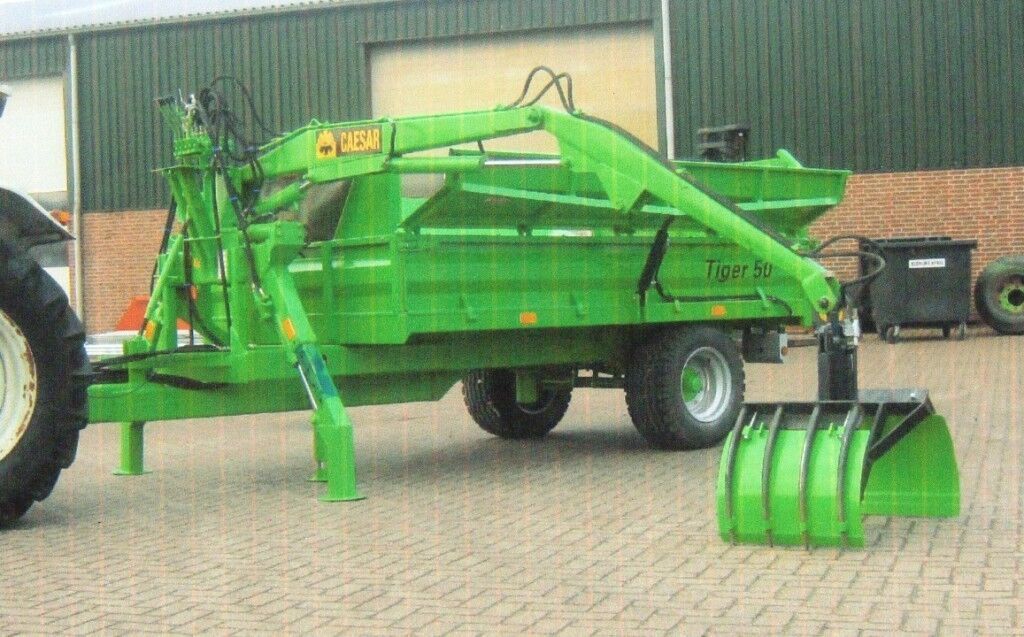 Kipper met opbouwkraan