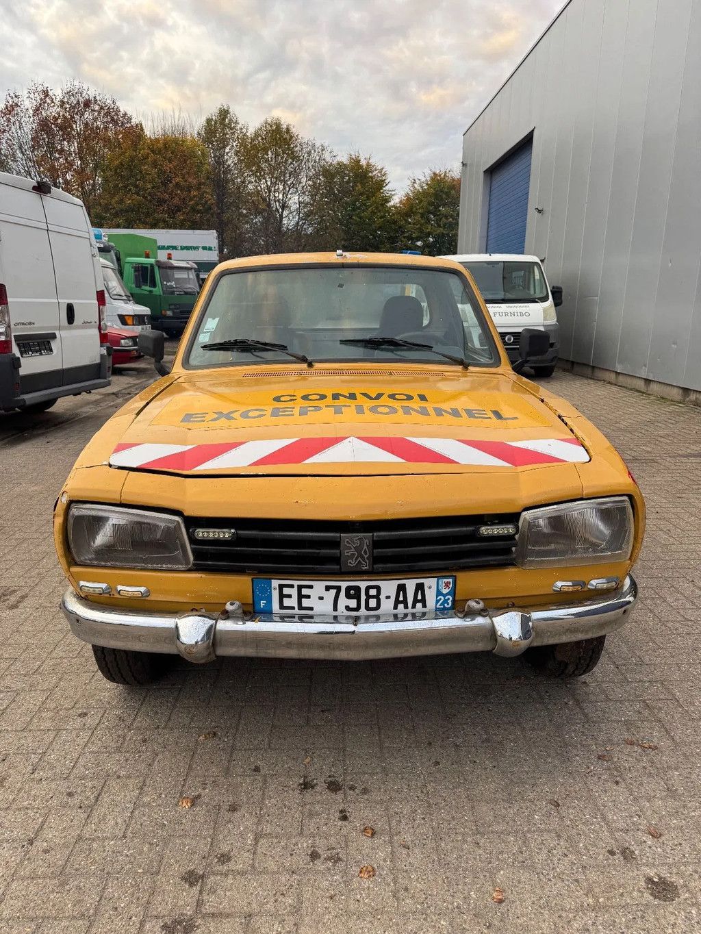 Peugeot 504 **DIESEL-FRENCH ORIGIN**
