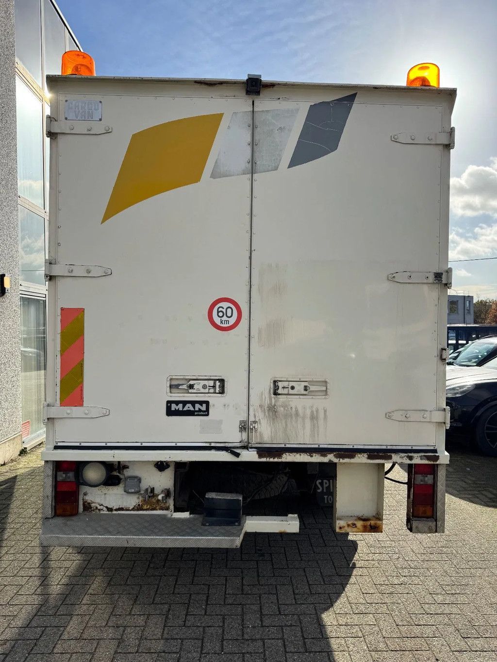 MAN 8.163 **BELGIAN TRUCK-FULL STEEL SUSPENSION**