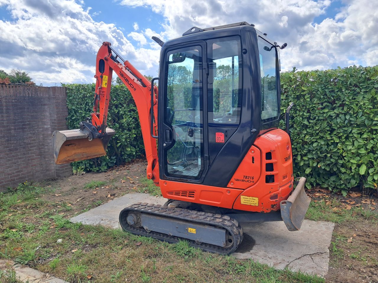 Minigraver Takeuchi TB216 ( Bj 2015 ) Minikraan / Graafmachine