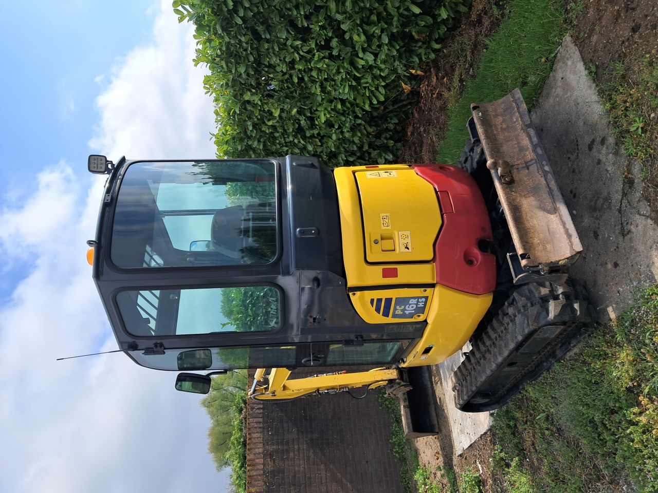 Minigraver Komatsu PC16R 3HS ( Bj 2019 ) Minikraan Graafmachine