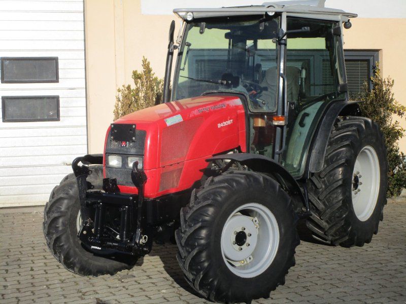 Massey Ferguson 2430