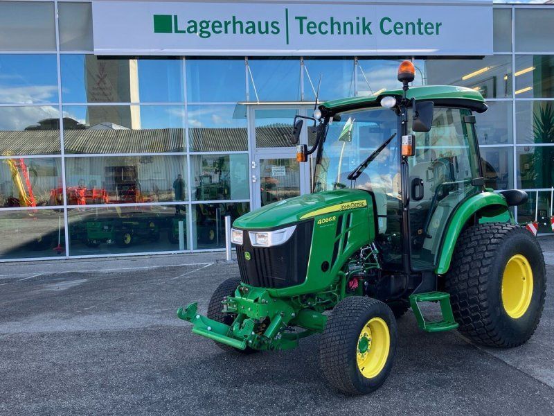 John Deere 4066R