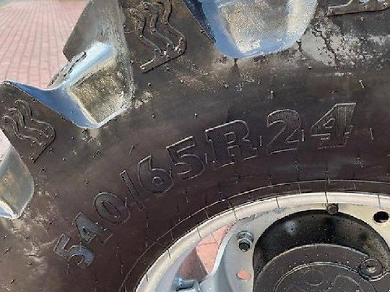 Case IH CS 120 Stoll Frontlader