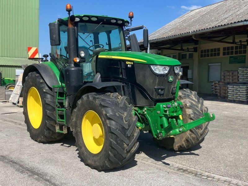 John Deere 6250R