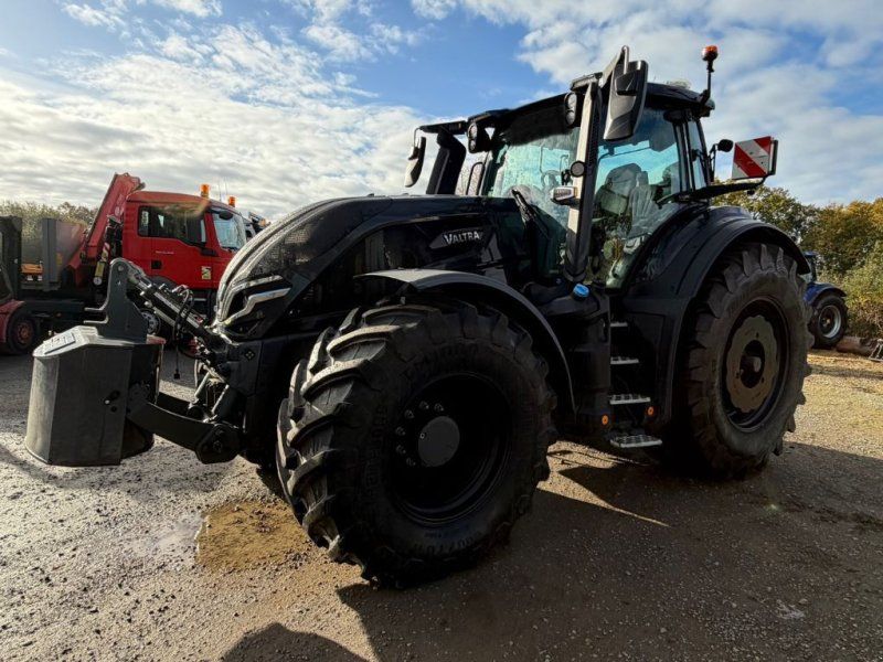 Valtra Q305