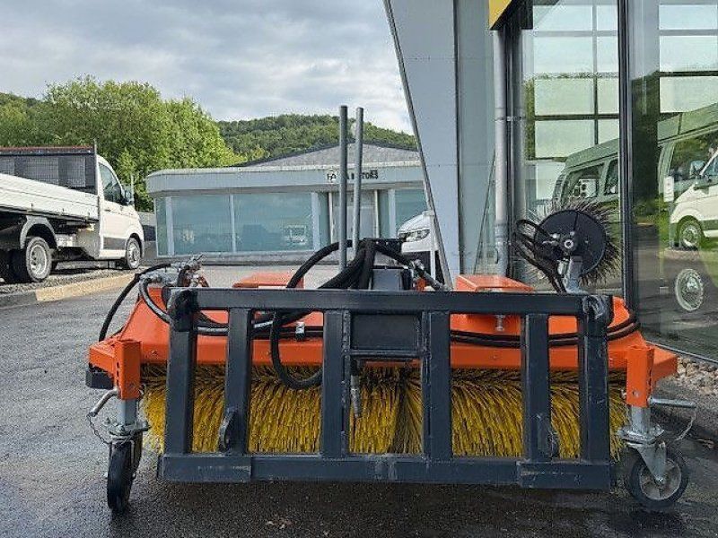 Talex Ecoclean 180 mit Seitenbesen