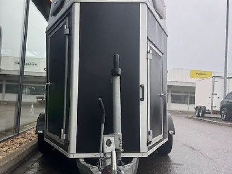 Cheval Liberte Gold First 2 Pferde Aluboden 2t.