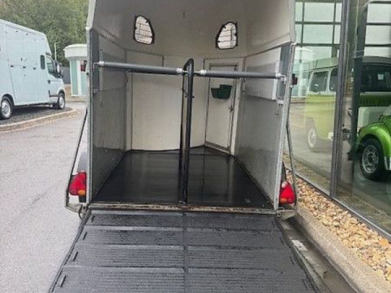 Cheval Liberte Gold First 2 Pferde Aluboden 2t.