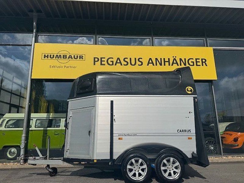 Humbaur Carrus 2 Pferde Alu 2,4t. SK 1. Hand