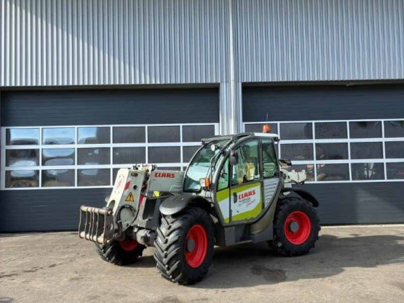 Claas Scorpion 6030