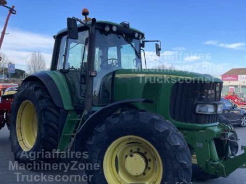 John Deere 6920