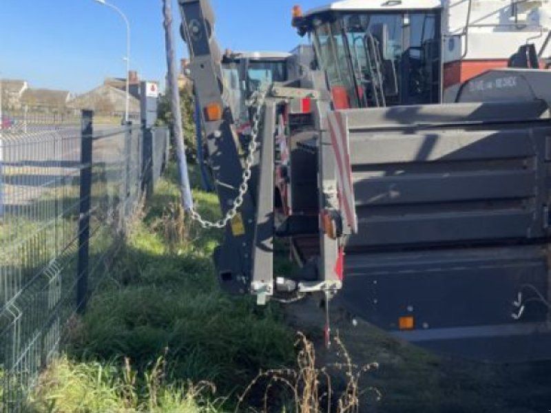 Massey Ferguson 2270 XD