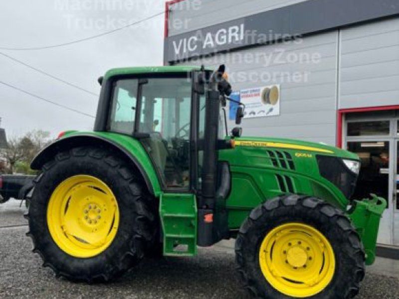 John Deere 6105M