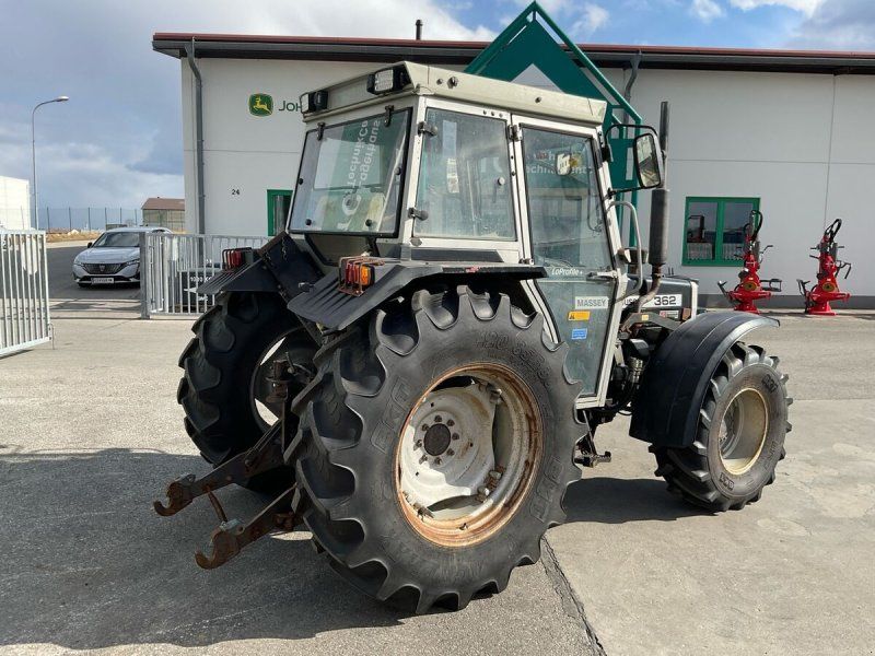 Massey Ferguson 362