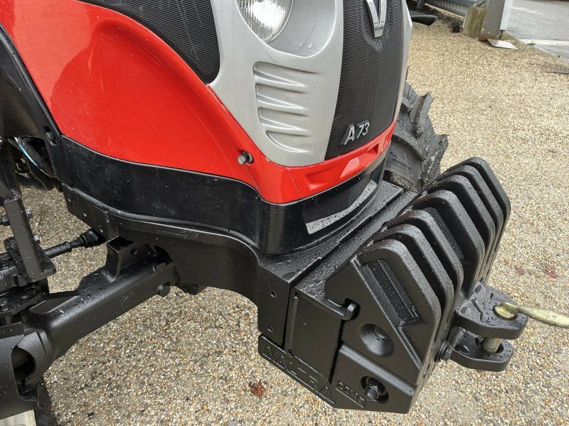 Valtra TRACTEUR A73C