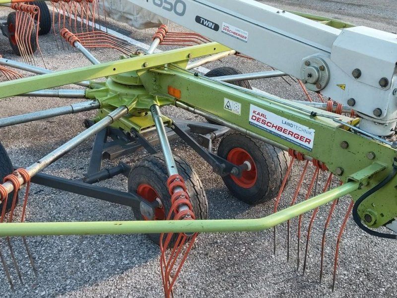 Claas Liner 650 Twin