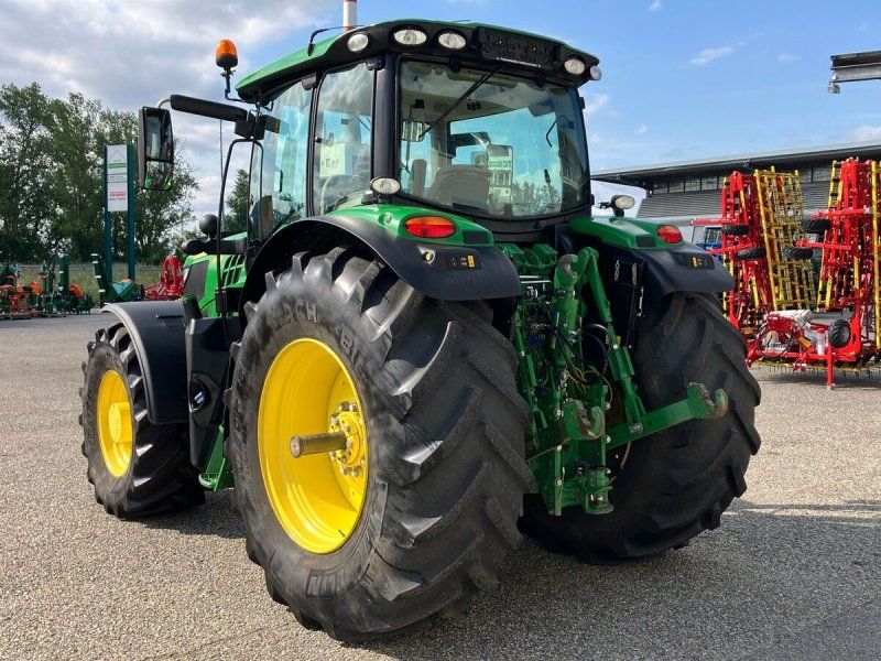 John Deere 6155R