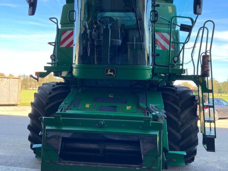 John Deere T560HM