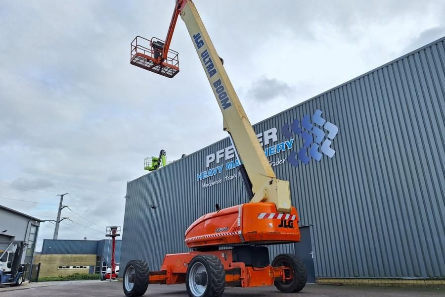 JLG 1350SJP Diesel, 4x4x4 Drive 43.3m Working Height,