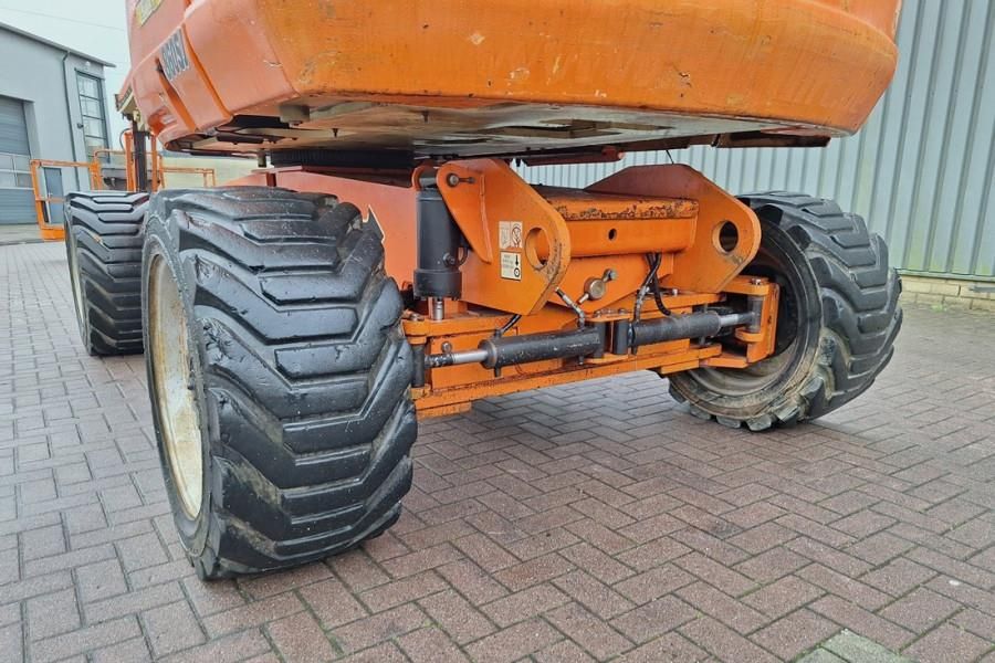JLG 860SJ Diesel, 4x4 Drive, 28.2m Working Height, 22.