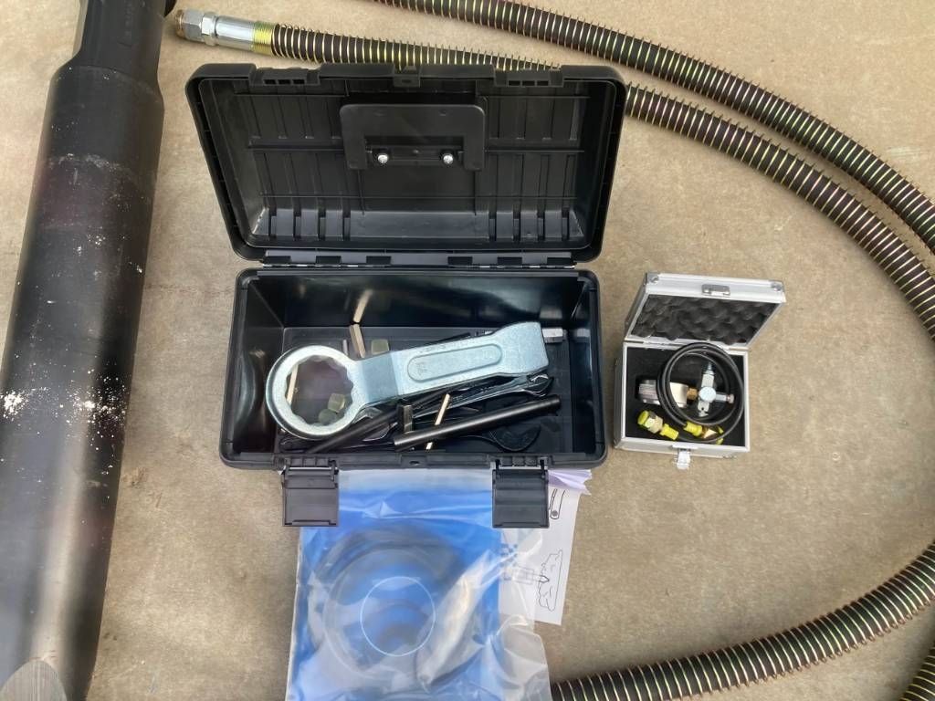 Smitma S140 / Caterpillar 320 / 323 - Volvo EC210