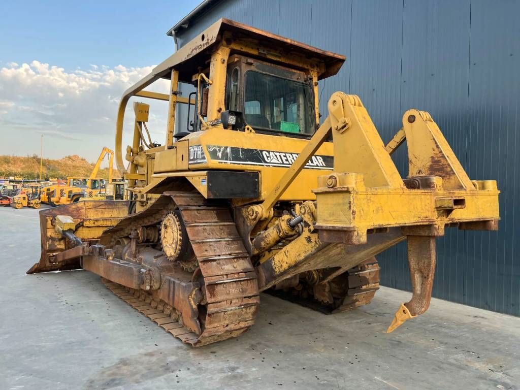 CAT D7H
