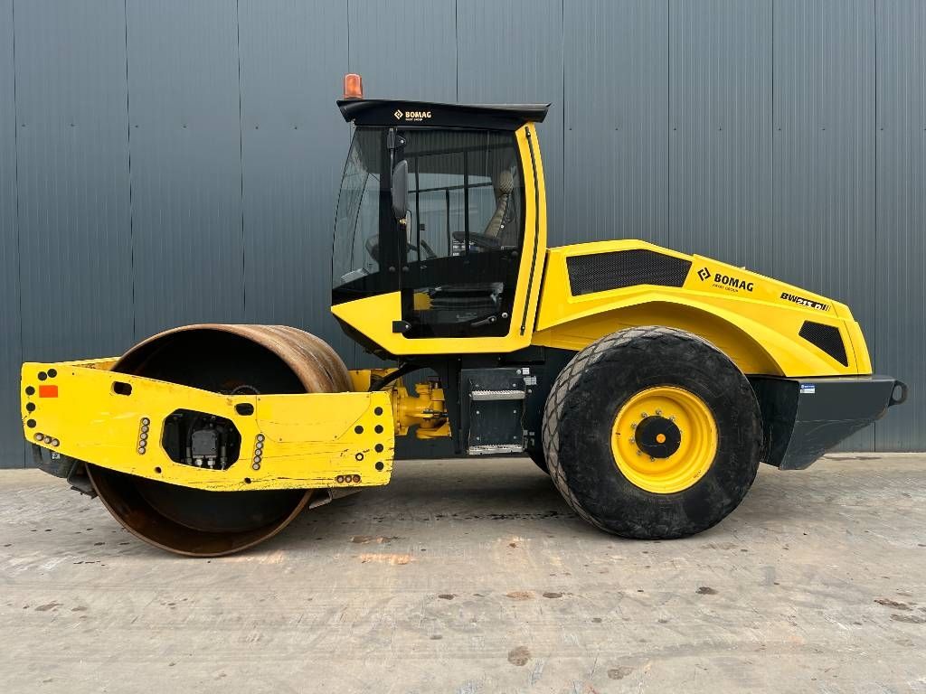 Bomag BW213D-5