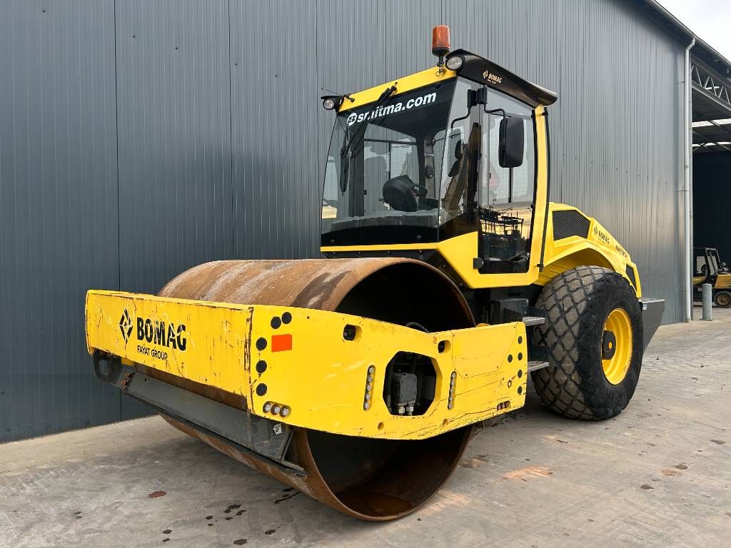 Bomag BW213D-5