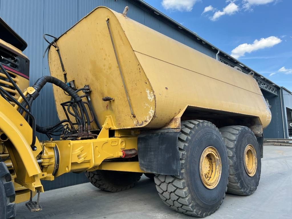 CAT 740 Water Truck