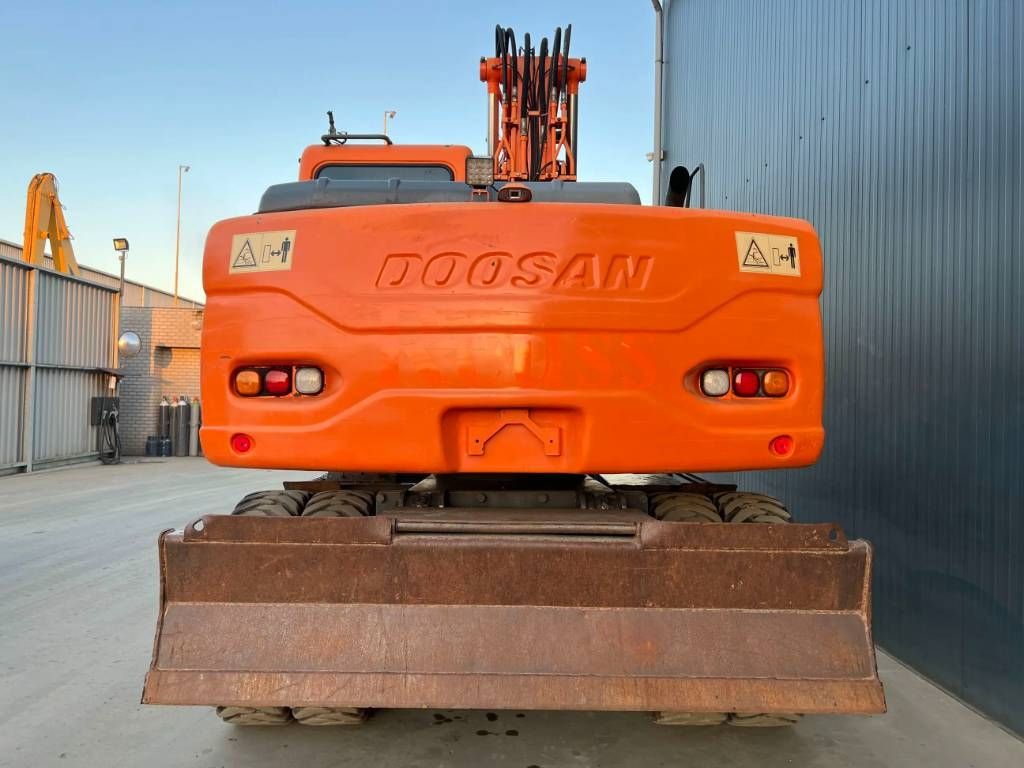 Doosan DX170W