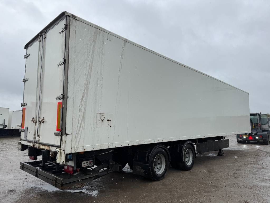 Fruehauf ONCRK 32-220 A - Taillift / Forced Steering