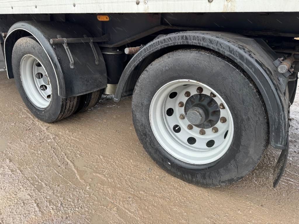 Fruehauf ONCRK 32-220 A - Taillift / Forced Steering