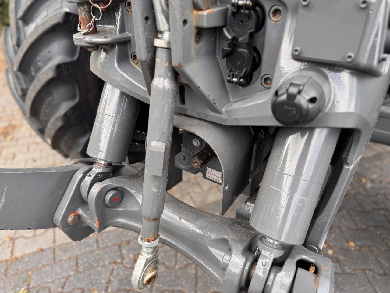 Massey Ferguson 8s.205 Dyna7 Exclusive