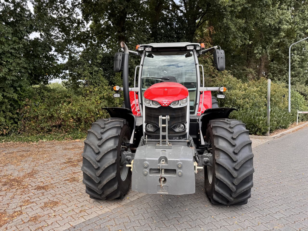 Massey Ferguson 7s.180 Dyna6 Efficient