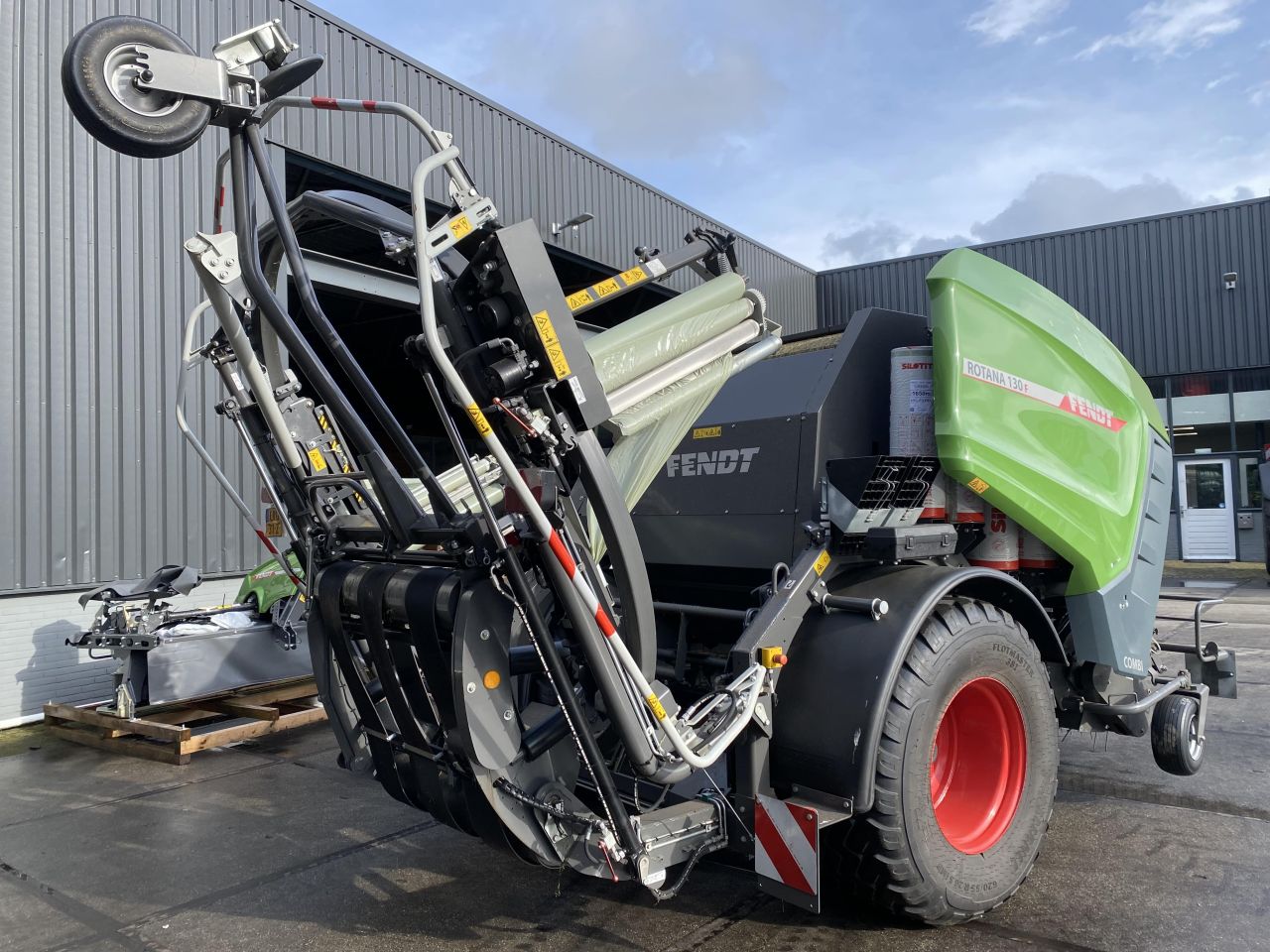 Fendt Rotana 130F Combi