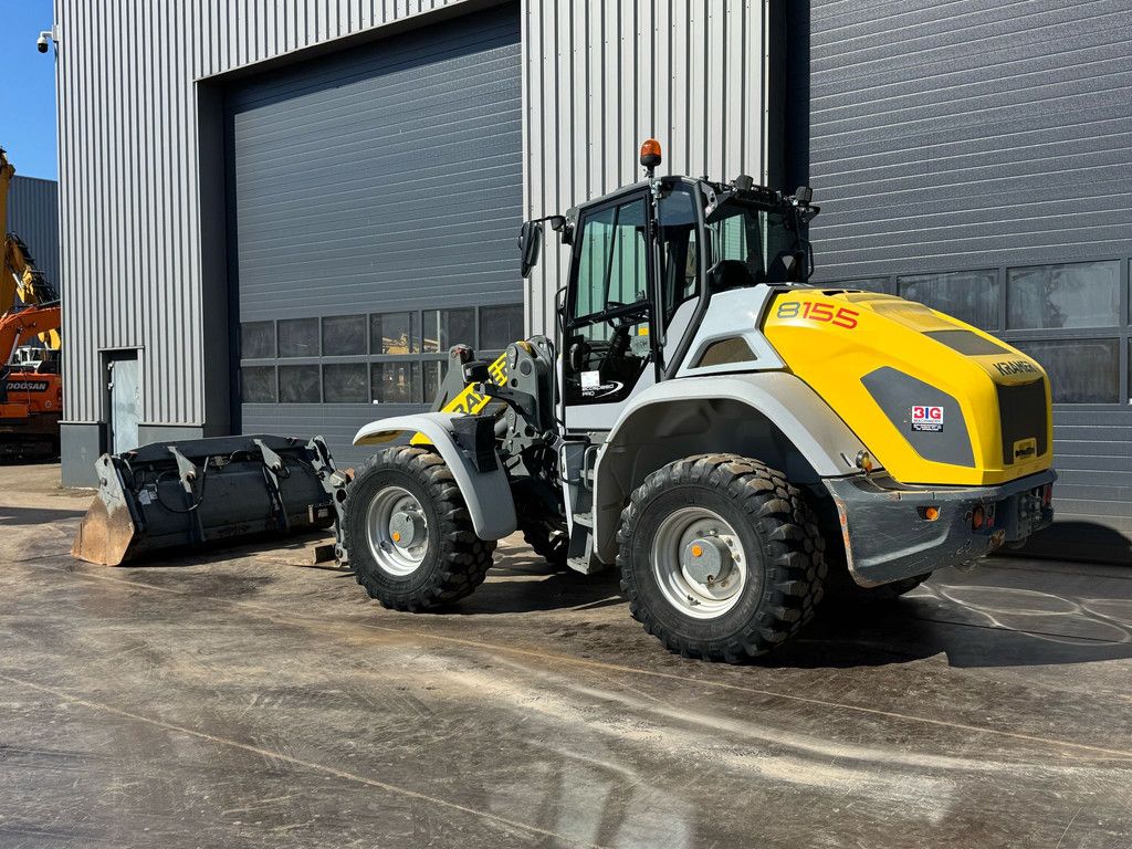 Kramer 8155 / Forks / bucket