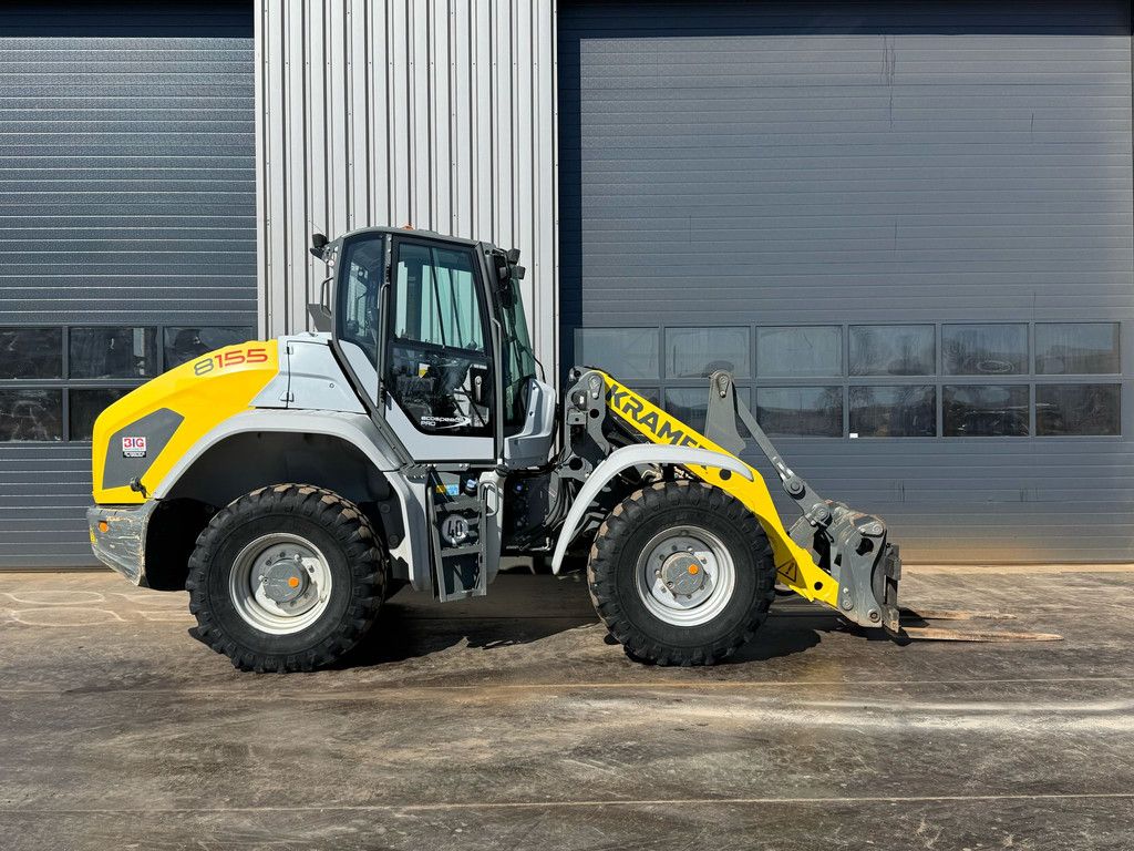 Kramer 8155 / Forks / bucket