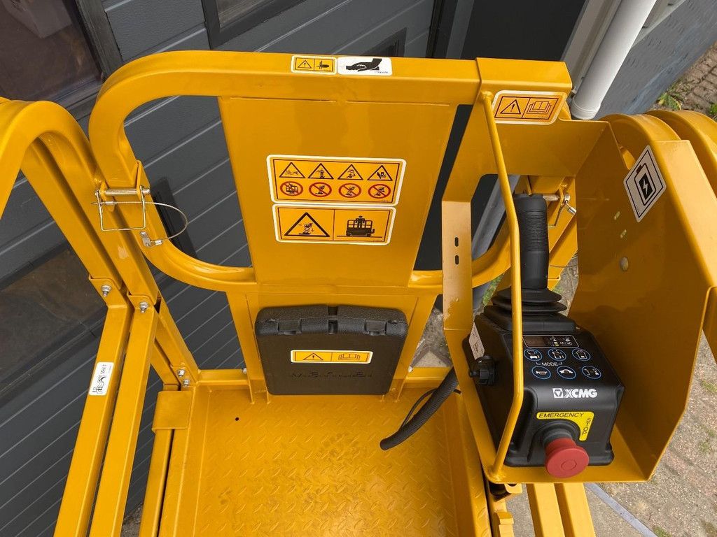 XCMG XG1008AC MH16337