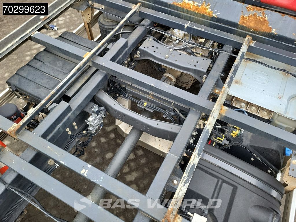 Renault D 280 4X2 19.5tonner ADR chassis full air Automatic Euro 6