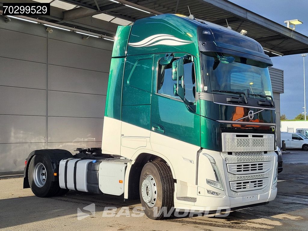 Volvo FH 500 4X2 XL VEB+ ADR TC I-ParkCool 2xTanks Navi LED ACC Euro 6
