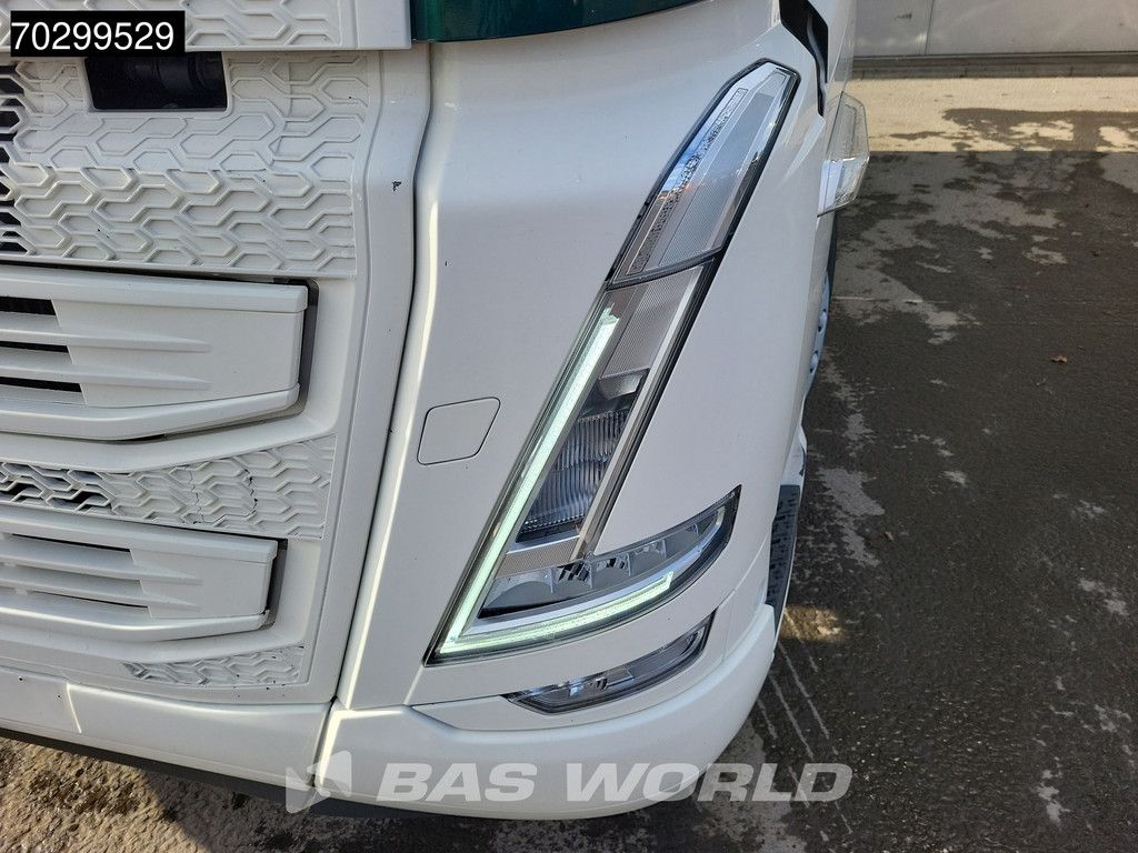 Volvo FH 500 4X2 XL VEB+ ADR TC I-ParkCool 2xTanks Navi LED ACC Euro 6