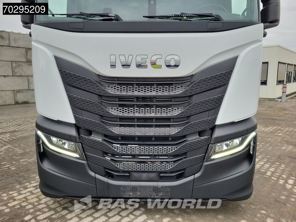 Iveco S-Way 420 4X2 7 meter Open body ACC Navi Automatic Euro 6