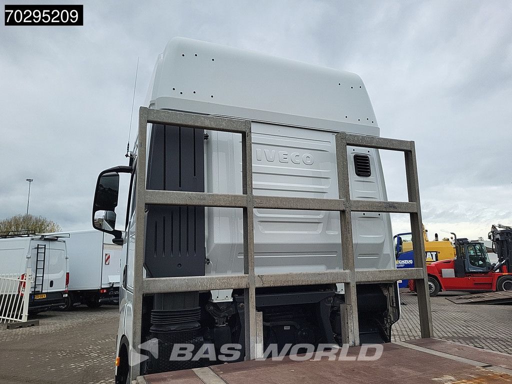 Iveco S-Way 420 4X2 7 meter Open body ACC Navi Automatic Euro 6